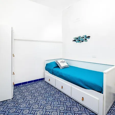 Dream - De Vivo Realty *